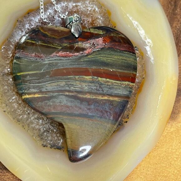 Iron Tiger hematite large 2” heart pendant silver plated 20” chain necklace hand - Picture 6 of 9